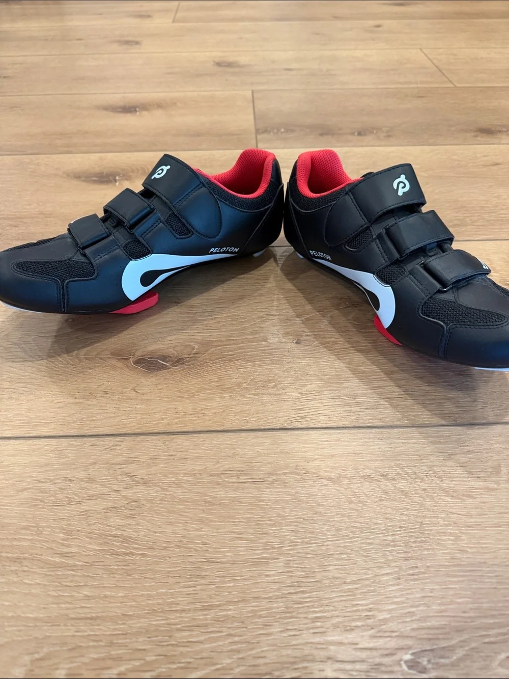 Peloton Cycling Shoes Black Red Size 41 New Never Worn